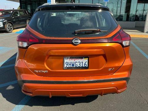 2023 Nissan Kicks SV