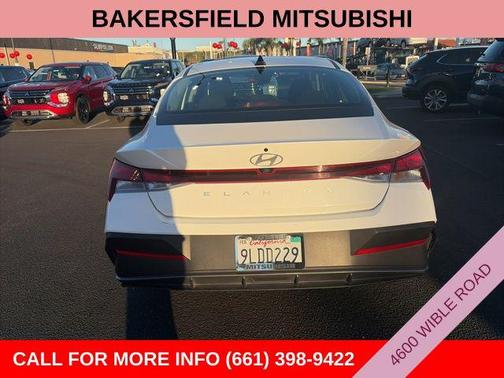 2024 Hyundai ELANTRA SEL