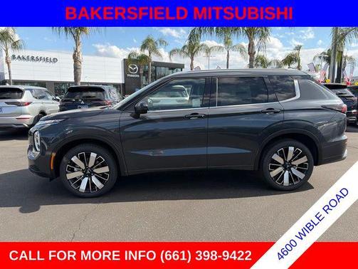 Graphite Gray 2026 Mitsubishi Outlander SEL 2.5 2WD
