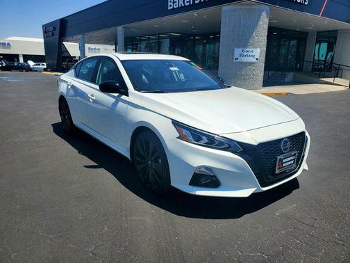 2022 Nissan Altima SR Intelligent AWD
