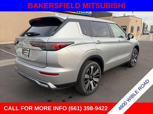 Silver Alloy 2026 Mitsubishi Outlander SE 2.5 2WD
