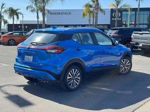 2023 Nissan Kicks SV