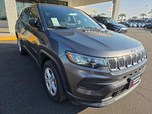 2023 Jeep Compass Sport