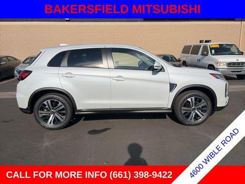 Diamond White 2026 Mitsubishi Outlander Sport SE