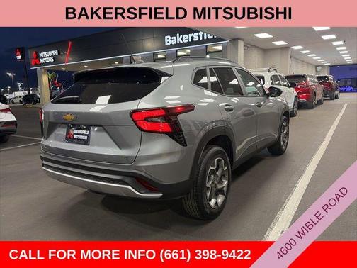 2025 Chevrolet Trax LT