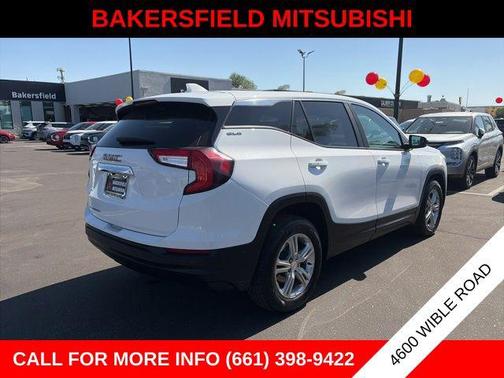 Summit White 2024 GMC Terrain SLE