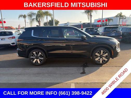 Black Diamond 2026 Mitsubishi Outlander SE