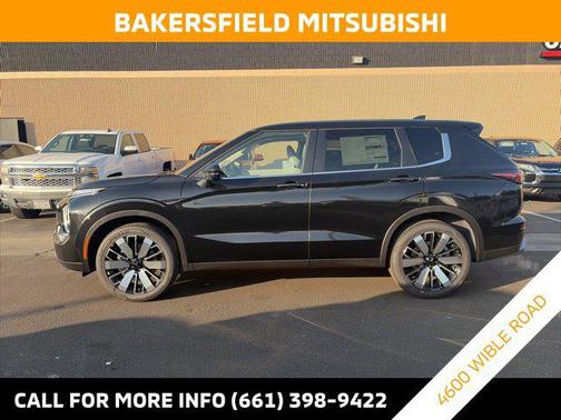 Black Diamond 2026 Mitsubishi Outlander SE