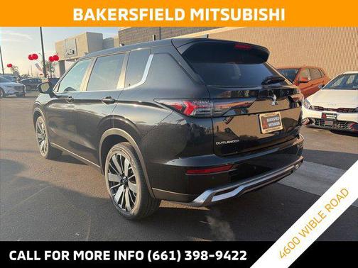 Black Diamond 2026 Mitsubishi Outlander SE