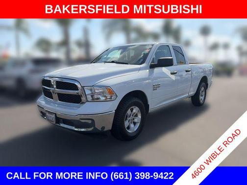 Bright White Clearcoat 2024 RAM 1500 Classic SLT