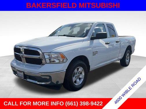 Bright White Clearcoat 2024 RAM 1500 Classic SLT