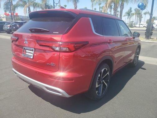 2025 Mitsubishi Outlander PHEV SEL