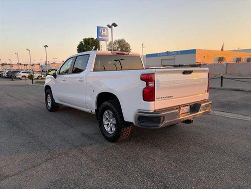 Summit White 2023 Chevrolet Silverado 1500 LT