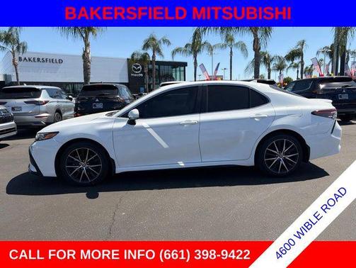 Ice 2024 Toyota Camry SE