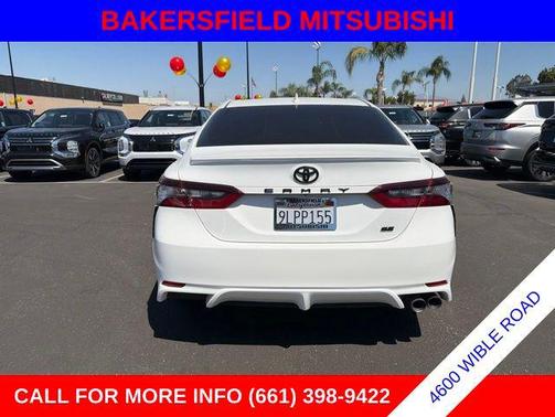 Ice 2024 Toyota Camry SE
