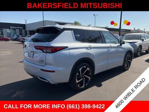 White Diamond 2023 Mitsubishi Outlander PHEV SEL