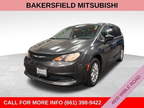 2022 Chrysler Voyager LX