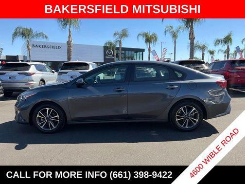 Gravity Gray 2024 Kia Forte LXS