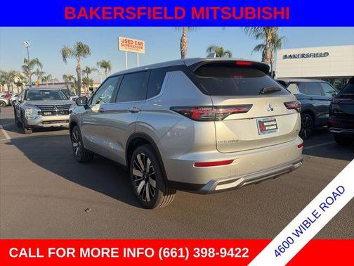 Silver Alloy 2026 Mitsubishi Outlander SE 2.5 2WD