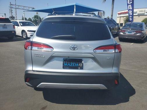2022 Toyota Corolla Cross LE