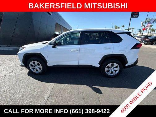 Ice 2025 Toyota RAV4 LE