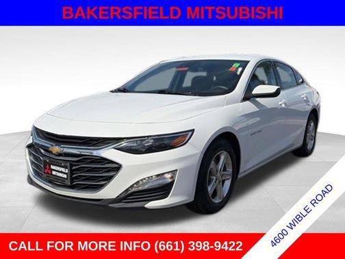 Summit White 2024 Chevrolet Malibu FWD 1LT