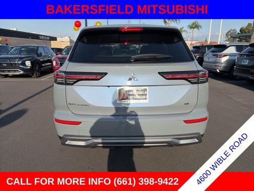 Moonstone 2026 Mitsubishi Outlander SE 2.5 2WD