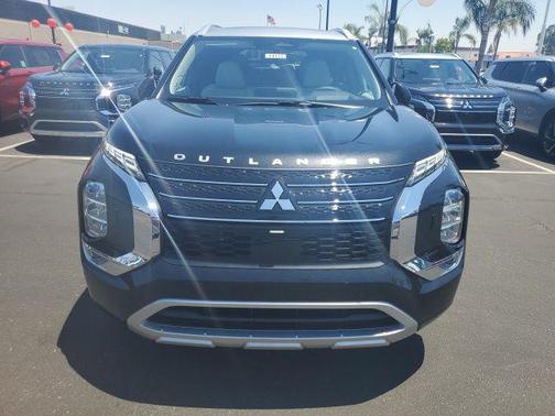2025 Mitsubishi Outlander PHEV SEL