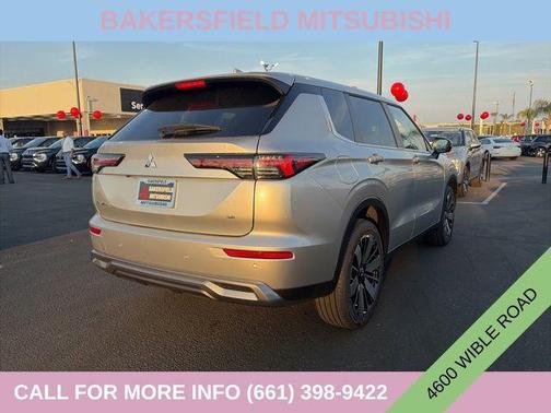 Silver Alloy 2026 Mitsubishi Outlander SE 2.5 2WD