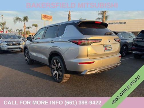 Silver Alloy 2026 Mitsubishi Outlander SE 2.5 2WD