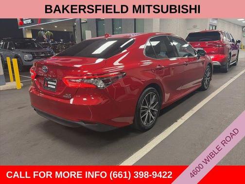 2024 Toyota Camry Hybrid XLE