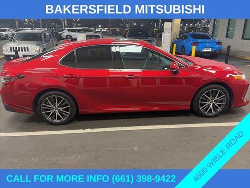 2024 Toyota Camry Hybrid XLE