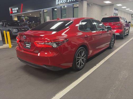 2024 Toyota Camry Hybrid XLE