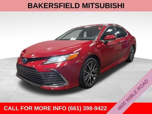 2024 Toyota Camry Hybrid XLE