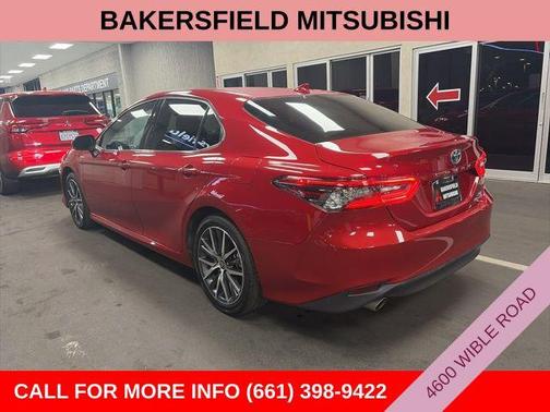 2024 Toyota Camry Hybrid XLE