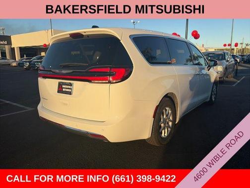 2023 Chrysler Pacifica Touring L