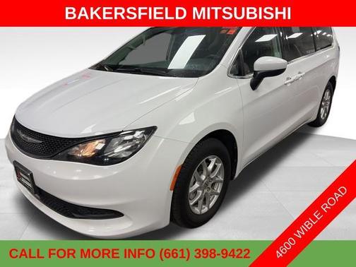 2022 Chrysler Voyager LX