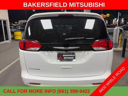 2022 Chrysler Voyager LX