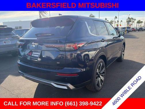 Cosmic Blue 2026 Mitsubishi Outlander SE 2.5 2WD
