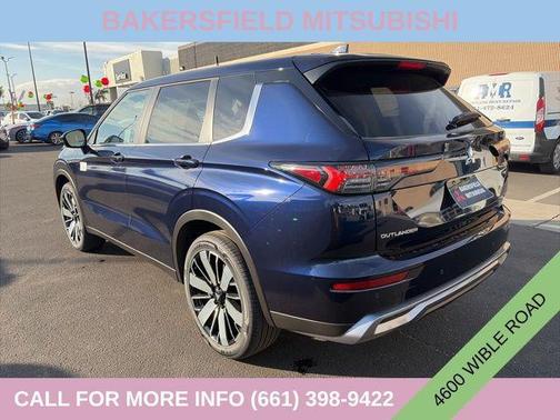 Cosmic Blue 2026 Mitsubishi Outlander SE 2.5 2WD