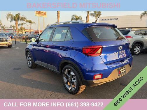 2025 Hyundai VENUE SEL