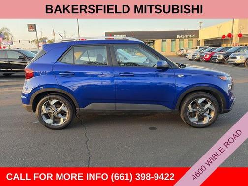 2025 Hyundai VENUE SEL