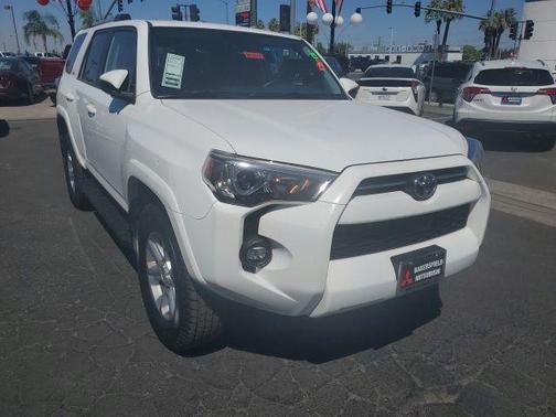2024 Toyota 4Runner SR5
