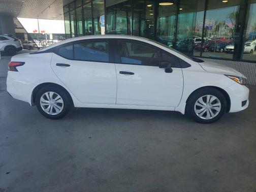 2024 Nissan Versa 1.6 S