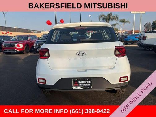 2025 Hyundai VENUE SEL