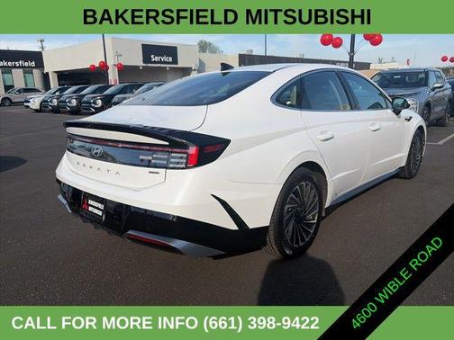 2025 Hyundai SONATA Hybrid SE