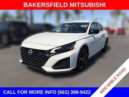 Glacier White 2024 Nissan Altima SR FWD