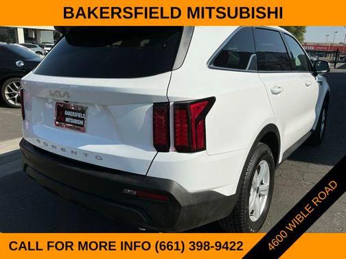 2022 Kia Sorento LX