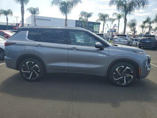 2023 Mitsubishi Outlander PHEV SEL