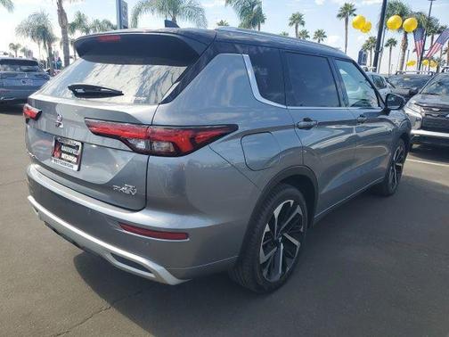 2023 Mitsubishi Outlander PHEV SEL